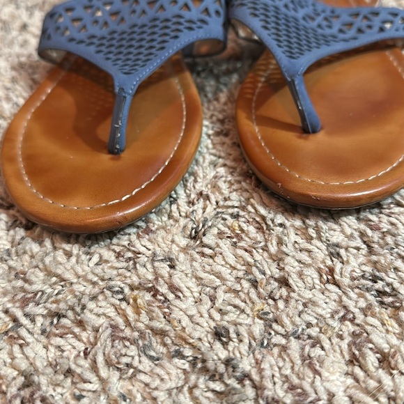 Blue sandals - Picture 3 of 5